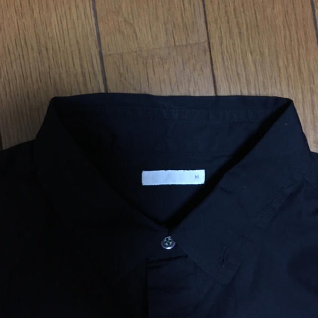 GU(ジーユー)のGU 黒シャツ メンズのトップス(シャツ)の商品写真