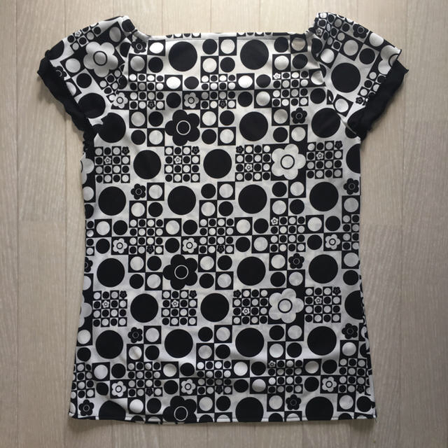 MARY QUANT(マリークワント)の●cancan様専用●マリークワント♡サラサラ生地のモノクロトップスsize:M レディースのトップス(カットソー(半袖/袖なし))の商品写真