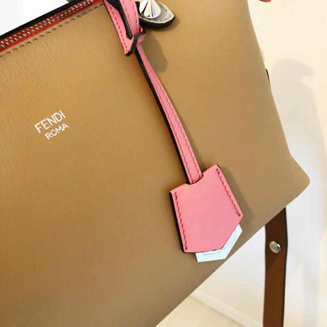 フェンディ FENDI バイザウェイ by the way ピンク ページュ フェンディ FENDI バイザウェイ by the way ピンク ページュ