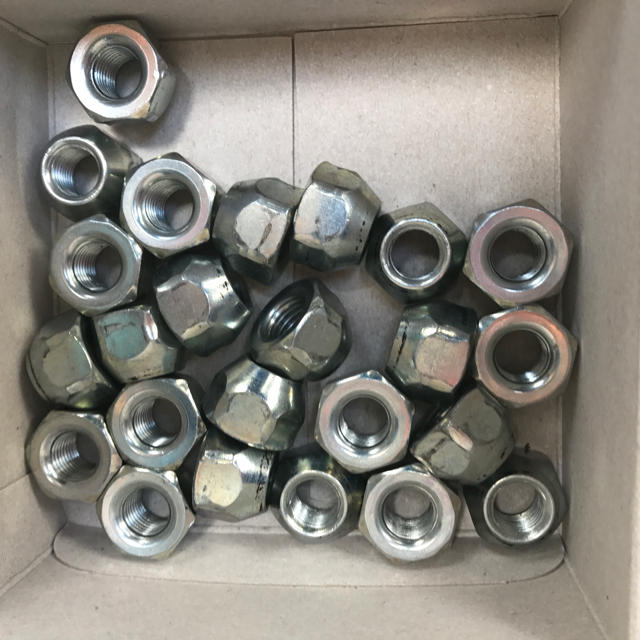 トヨタ - ハイエース用 ホイールナット 純正の通販 by yu5725's shop|トヨタならラクマ トヨタ - ハイエース用 ホイールナット 純正の通販 by yu5725's shop|トヨタならラクマ