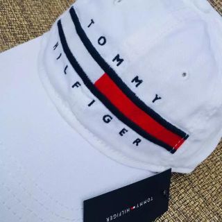 トミーヒルフィガー(TOMMY HILFIGER)の★Tommy Hilfiger【新品未使用タグ付き】大人気のフラッグロゴキャップ(キャップ)