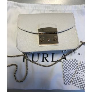 フルラ(Furla)のkeeita様専用 新品☆フルラ メトロポリス チェーンバッグ ペタロ ホワイト(ショルダーバッグ)