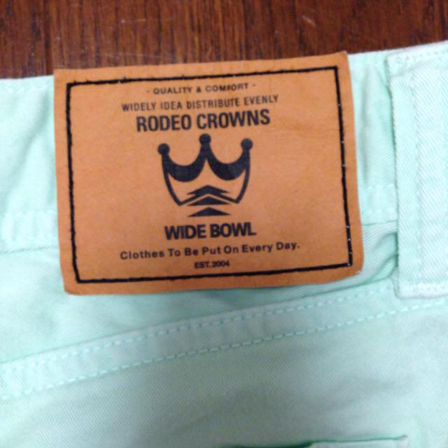 RODEO CROWNS WIDE BOWL(ロデオクラウンズワイドボウル)のショーパン パステルグリーン レディースのパンツ(ショートパンツ)の商品写真