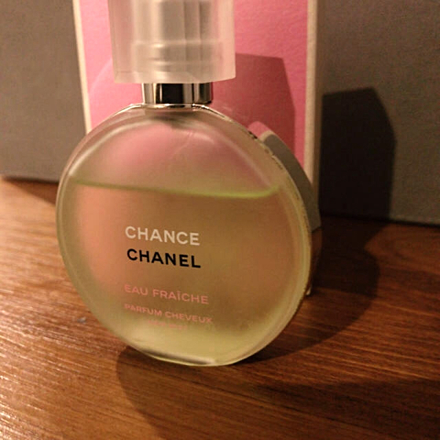 CHANEL(シャネル)のシャネル チャンス オーフレッシュ ヘアミスト35ml コスメ/美容のヘアケア/スタイリング(ヘアウォーター/ヘアミスト)の商品写真