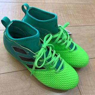 アディダス(adidas)のアディダス  22.5 サッカー スパイク 新品未使用(シューズ)