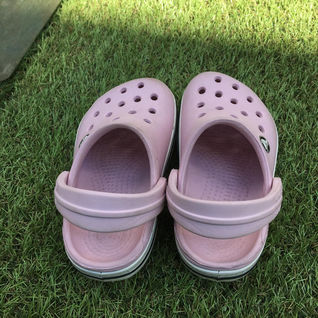 crocs(クロックス)のクロックス 4c5  専用 キッズ/ベビー/マタニティのベビー靴/シューズ(~14cm)(サンダル)の商品写真