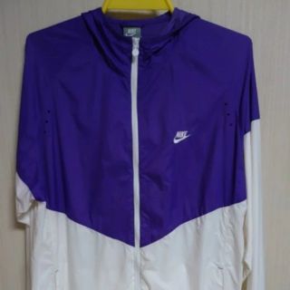 ナイキ(NIKE)のNike ナイロンパーカー(ナイロンジャケット)