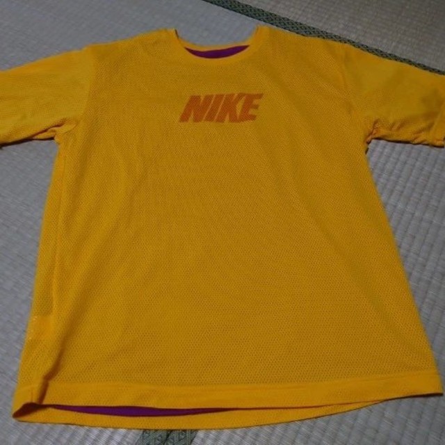 NIKE(ナイキ)のNike リバーシブル 半袖 Tシャツ メンズのトップス(Tシャツ/カットソー(半袖/袖なし))の商品写真
