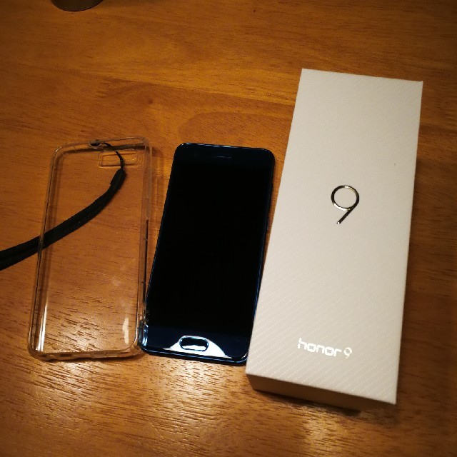 ANDROID(アンドロイド)のジョー様専用　ほぼ新品 HUAWEI honor9 サファイアブルー　 スマホ/家電/カメラのスマートフォン/携帯電話(スマートフォン本体)の商品写真