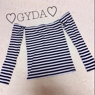 ジェイダ(GYDA)のGYDA＊オフショルボーダートップス(カットソー(長袖/七分))