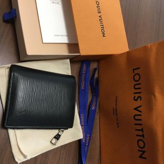 Louis Vuitton ルイヴィトン 折り財布 エピ ワンポイントロゴ