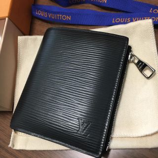 LOUIS VUITTON   ルイ ヴィトン コンパクト 二つ折り 財布 エピ 美品の