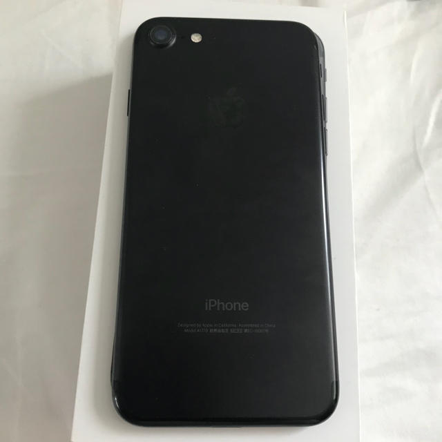 iPhone(アイフォーン)の極美品 iPhone7 256GB ブラック simフリー スマホ/家電/カメラのスマートフォン/携帯電話(スマートフォン本体)の商品写真