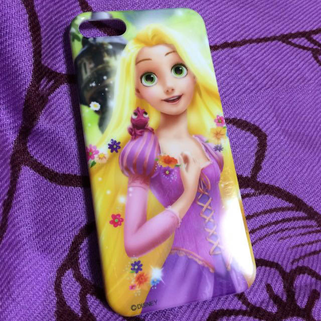 Disney(ディズニー)のラプンツェル iPhoneケース スマホ/家電/カメラのスマホアクセサリー(モバイルケース/カバー)の商品写真