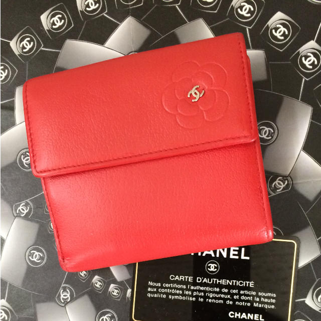 CHANEL(シャネル)のバタフライ  折財布 レディースのファッション小物(財布)の商品写真