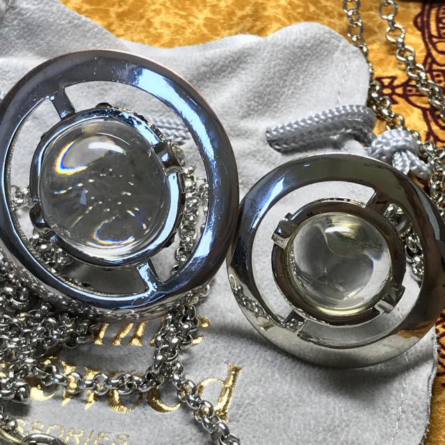 Vivienne Westwood - ヴィヴィアン ビッグオーブ ネックレスの Vivienne Westwood - ヴィヴィアン ビッグオーブ ネックレスの