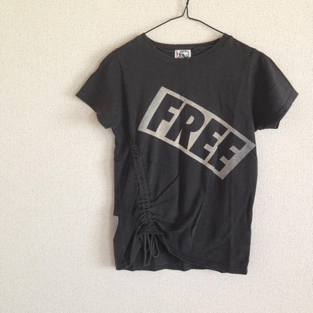 SHIN＆COMPANY(シンアンドカンパニー)のスカル Tシャツ＆アシンメトリーTシャツ レディースのトップス(Tシャツ(半袖/袖なし))の商品写真