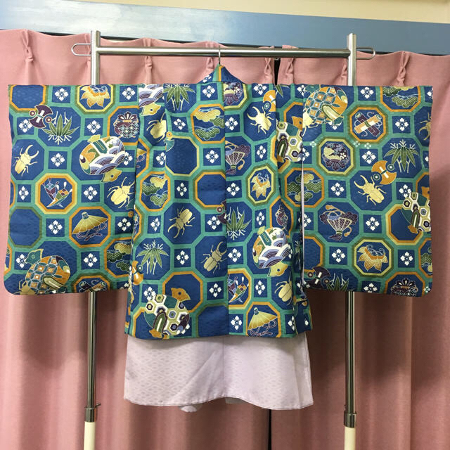 5歳七五三袴セット兜虫柄 キッズ/ベビー/マタニティのキッズ服男の子用(90cm~)(和服/着物)の商品写真