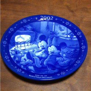 ディズニー(Disney)のミッキーマウスと仲間たちのイヤープレート2002(キャラクターグッズ)