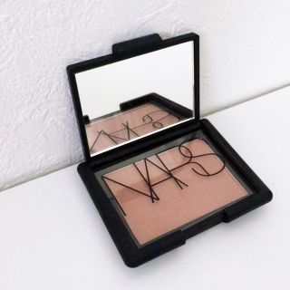 ナーズ(NARS)のNARSナーズ／ブラッシュ#4026 MADLY(その他)