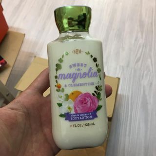 バスアンドボディーワークス(Bath & Body Works)のayano様専用 BBWローション×2(ボディローション/ミルク)