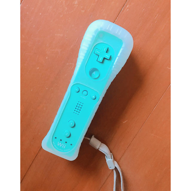 Wii(ウィー)の[専用]Wiiリモコン エンタメ/ホビーのゲームソフト/ゲーム機本体(家庭用ゲーム機本体)の商品写真