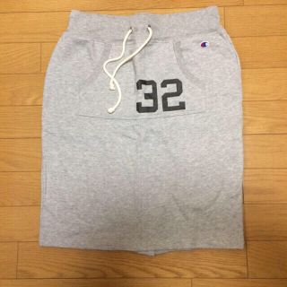 チャンピオン(Champion)の☆お取り置き26日まで☆(ひざ丈スカート)