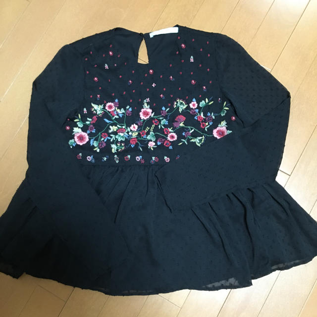 ZARA(ザラ)のUＫさん専用 レディースのトップス(シャツ/ブラウス(長袖/七分))の商品写真