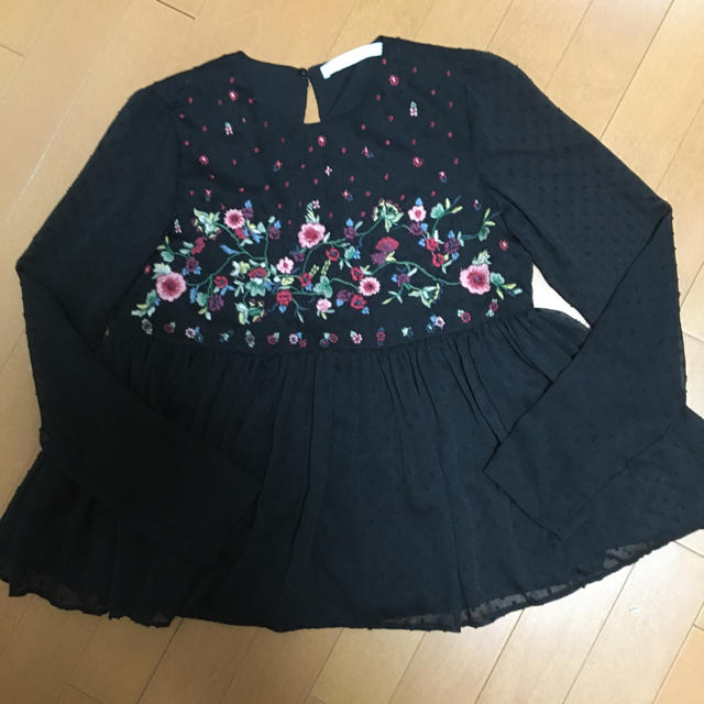 ZARA(ザラ)のUＫさん専用 レディースのトップス(シャツ/ブラウス(長袖/七分))の商品写真