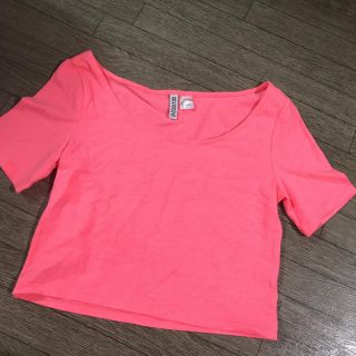 エイチアンドエム(H&M)のレディースショート丈トップス(Tシャツ(半袖/袖なし))