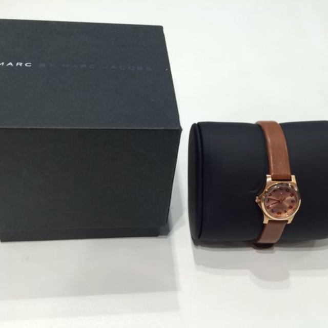 MARC BY MARC JACOBS(マークバイマークジェイコブス)のMARCBYMARCJACOBS 腕時計 レディースのファッション小物(腕時計)の商品写真