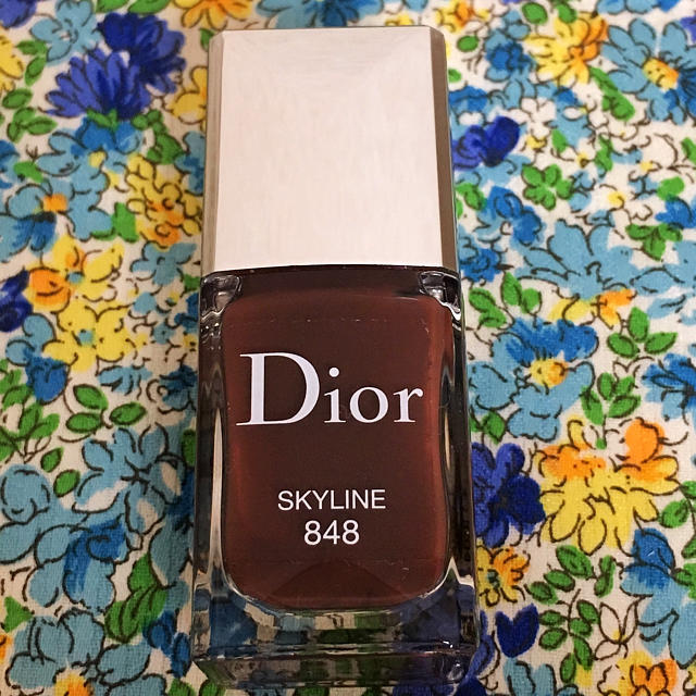 Dior(ディオール)のまい様専用 コスメ/美容のネイル(マニキュア)の商品写真
