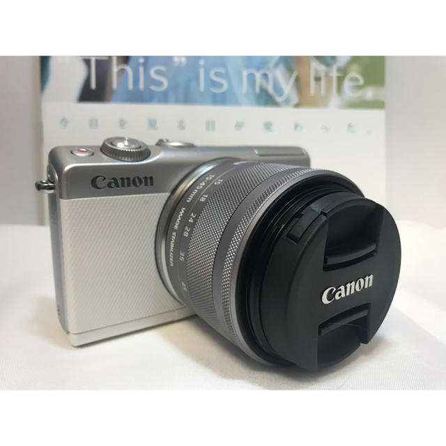 新品！！ミラーレスカメラ EOS M100 ホワイト！