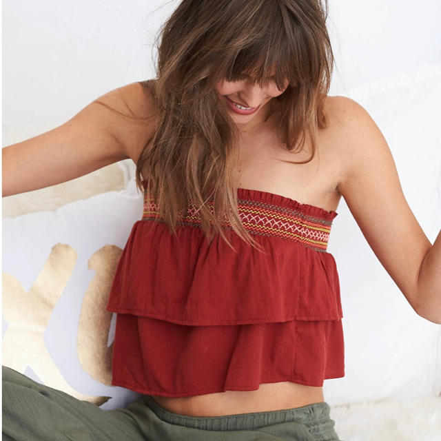 American Eagle(アメリカンイーグル)のAerie✩新品未使用 ベアTOP レディースのトップス(ベアトップ/チューブトップ)の商品写真