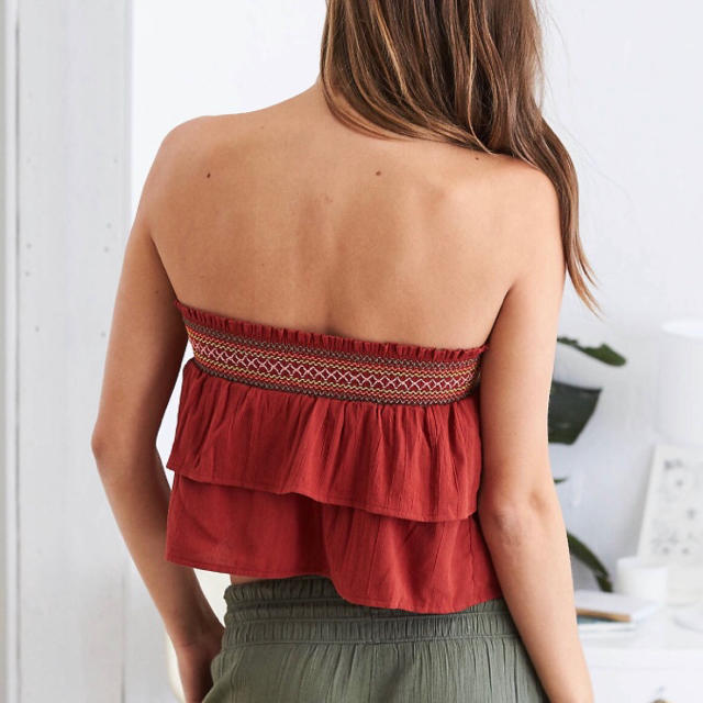 American Eagle(アメリカンイーグル)のAerie✩新品未使用 ベアTOP レディースのトップス(ベアトップ/チューブトップ)の商品写真