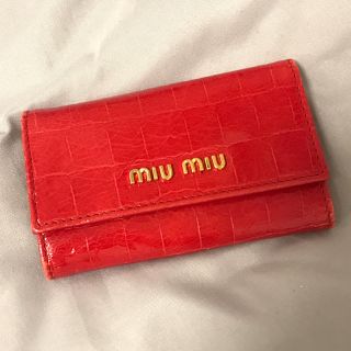 ミュウミュウ(miumiu)のKANA様専用♡miu miu ミュウミュウ キーケース 赤♡(キーケース)