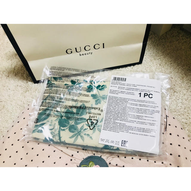 Gucci(グッチ)のGUCCI BLOOM beauty グッチ ブルーム ビューティ ポーチ レディースのファッション小物(ポーチ)の商品写真