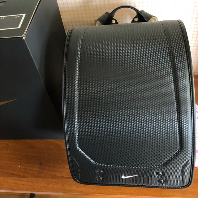 大きい割引 NIKE - 入学 黒 ランドセル 新品ナイキNIKE ランドセル 大きい割引 NIKE - 入学 黒 ランドセル 新品ナイキNIKE ランドセル