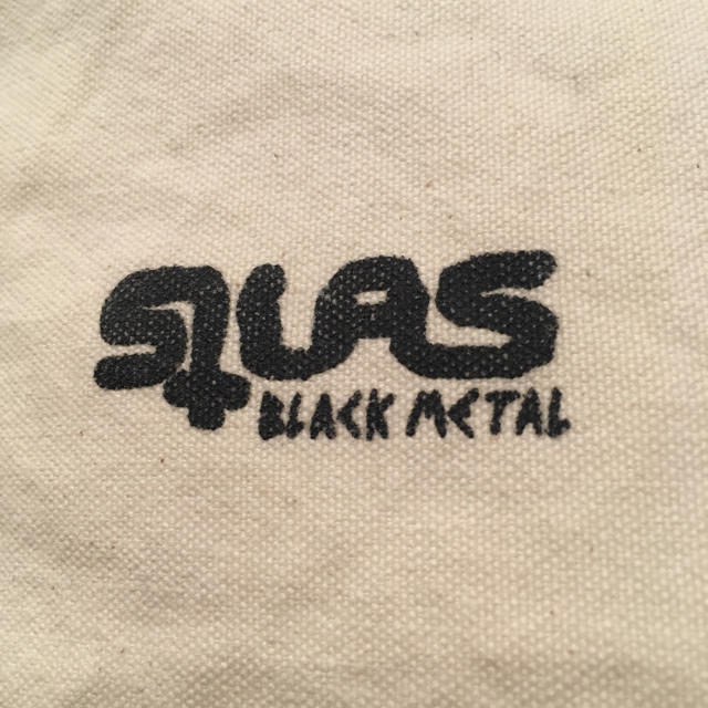 SILAS(サイラス)のSILAS x Black Metal   クッション インテリア/住まい/日用品の日用品/生活雑貨/旅行(日用品/生活雑貨)の商品写真