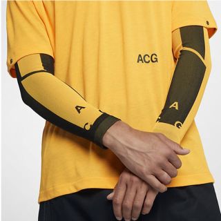 ナイキ(NIKE)のナイキラボ アームスリーブ イエロー 黄色 L XL アクロニウム  (その他)