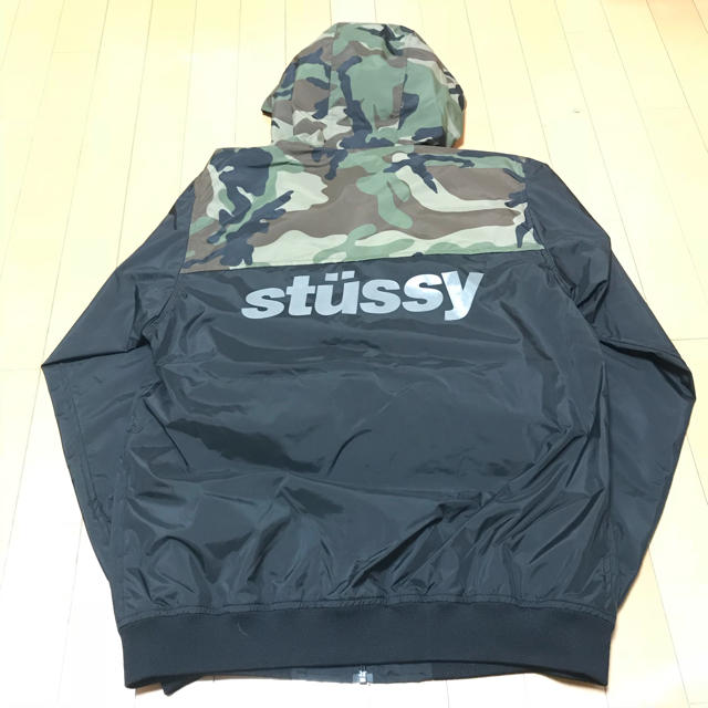 STUSSY(ステューシー)のstussy ウィンドブレーカー メンズのジャケット/アウター(ナイロンジャケット)の商品写真