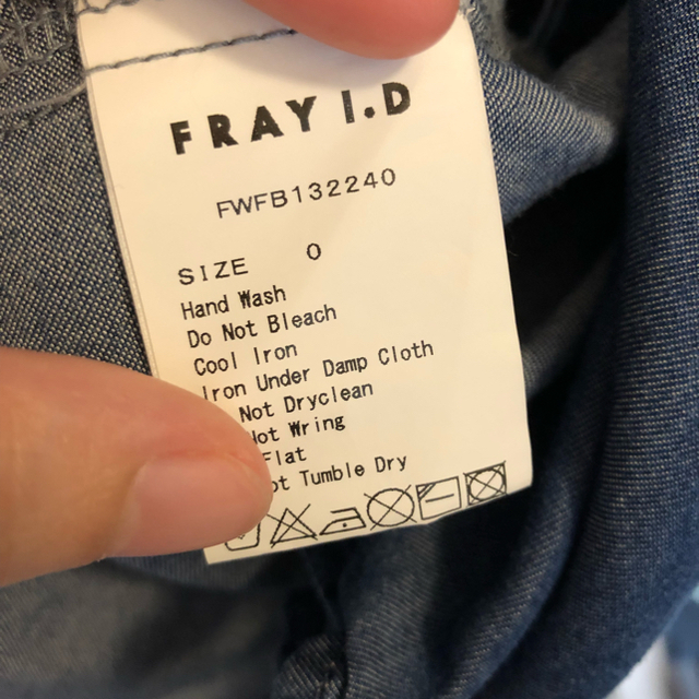 FRAY I.D(フレイアイディー)の値引き中★ FLAY ID レディースのトップス(シャツ/ブラウス(長袖/七分))の商品写真