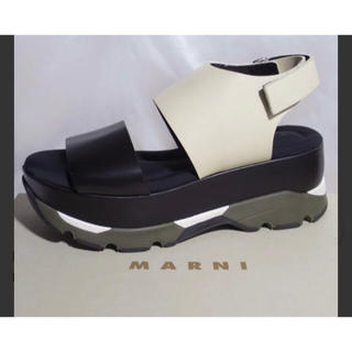 マルニ(Marni)の〜じゅんぴ様専用〜 5月限定【新品・未使用】完売 MARNI サンダル(サンダル)