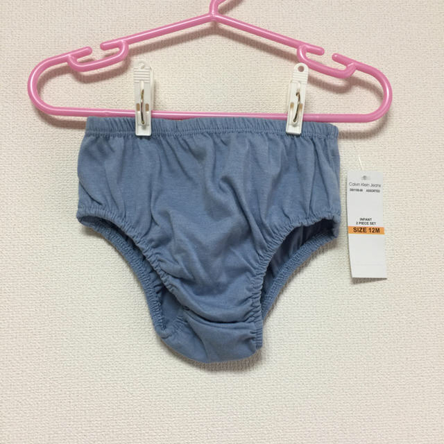 Calvin Klein(カルバンクライン)の12M 2ピース セットアップ 女の子 キッズ/ベビー/マタニティのベビー服(~85cm)(ワンピース)の商品写真