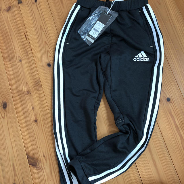 adidas(アディダス)のひっちんさん 専用 キッズ/ベビー/マタニティのキッズ服男の子用(90cm~)(パンツ/スパッツ)の商品写真