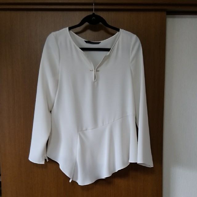 ZARA(ザラ)のZARA 新品　シャツ レディースのトップス(シャツ/ブラウス(長袖/七分))の商品写真