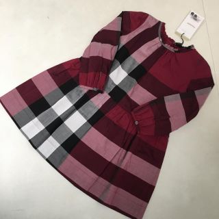 バーバリー(BURBERRY)の【 MAO様 ご専用です 】バーバリー ワンピース 4y 新品(ワンピース)