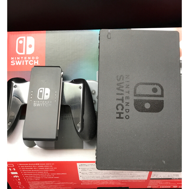 Nintendo Switch(ニンテンドースイッチ)のニンテンドースイッチ 美品 エンタメ/ホビーのゲームソフト/ゲーム機本体(家庭用ゲーム機本体)の商品写真