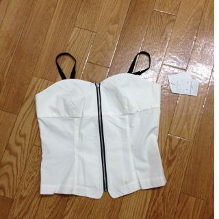 新品♡チャック付きビスチェ♡(ベアトップ/チューブトップ)