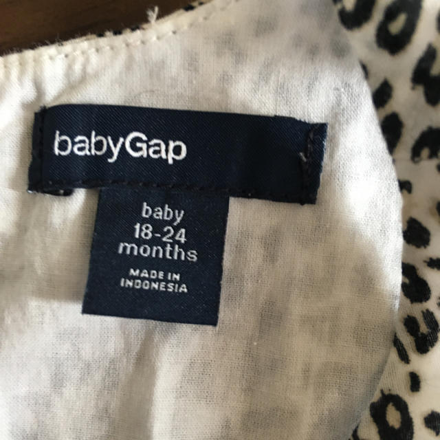 babyGAP(ベビーギャップ)のBaby Gap ワンピース 90cm キッズ/ベビー/マタニティのキッズ服女の子用(90cm~)(ワンピース)の商品写真